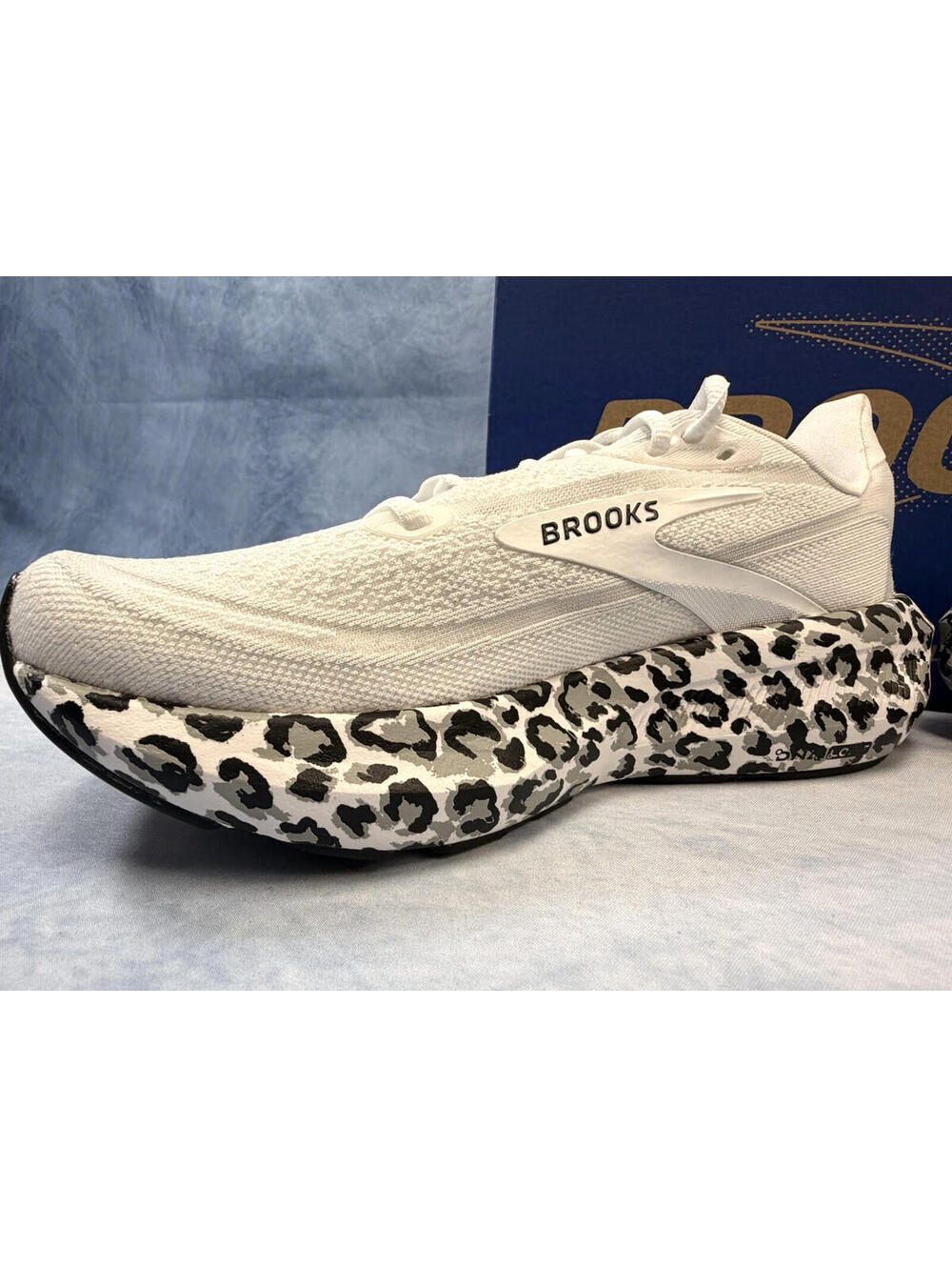 Brooks Revel 9 Black White Gray Leopard Print Low Top Women's Sneakers Size 9 - Picture 14 of 15